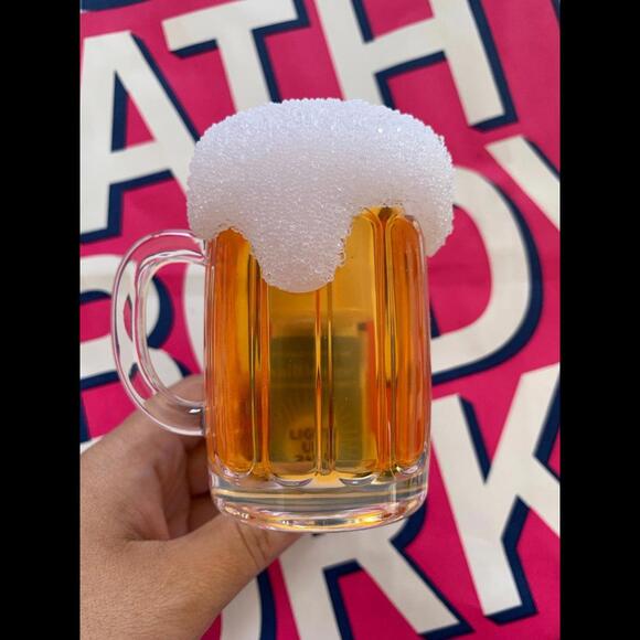 NWT Bath & Body Works Cheers Beer Nightlight Wallflowers Fragrance Plug - Picture 2 of 5